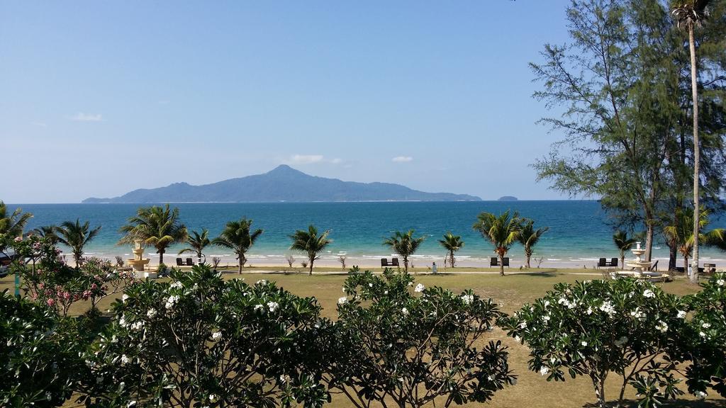 柔佛诗巫莎丽太平洋度假村 诗巫岛 外观 照片